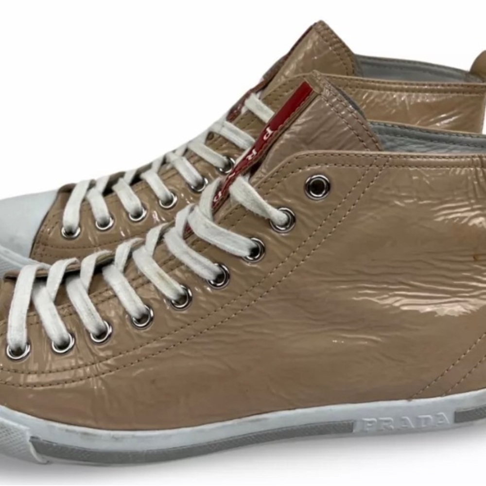 Vintage Prada sneakers! - Picture 9 of 10